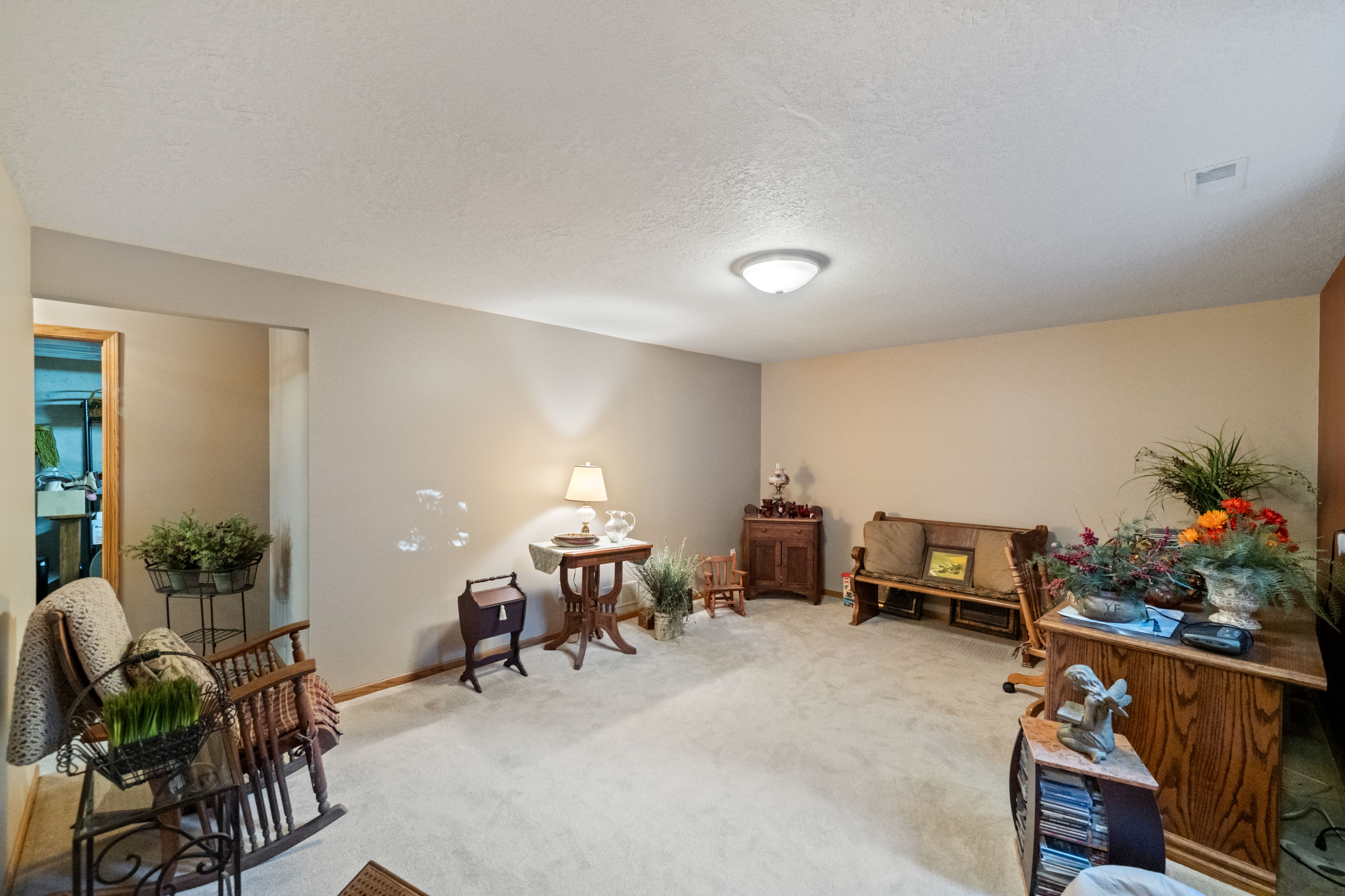 Listing Photo: 106 W Franklin Ave, Indianola, IA 50125-27